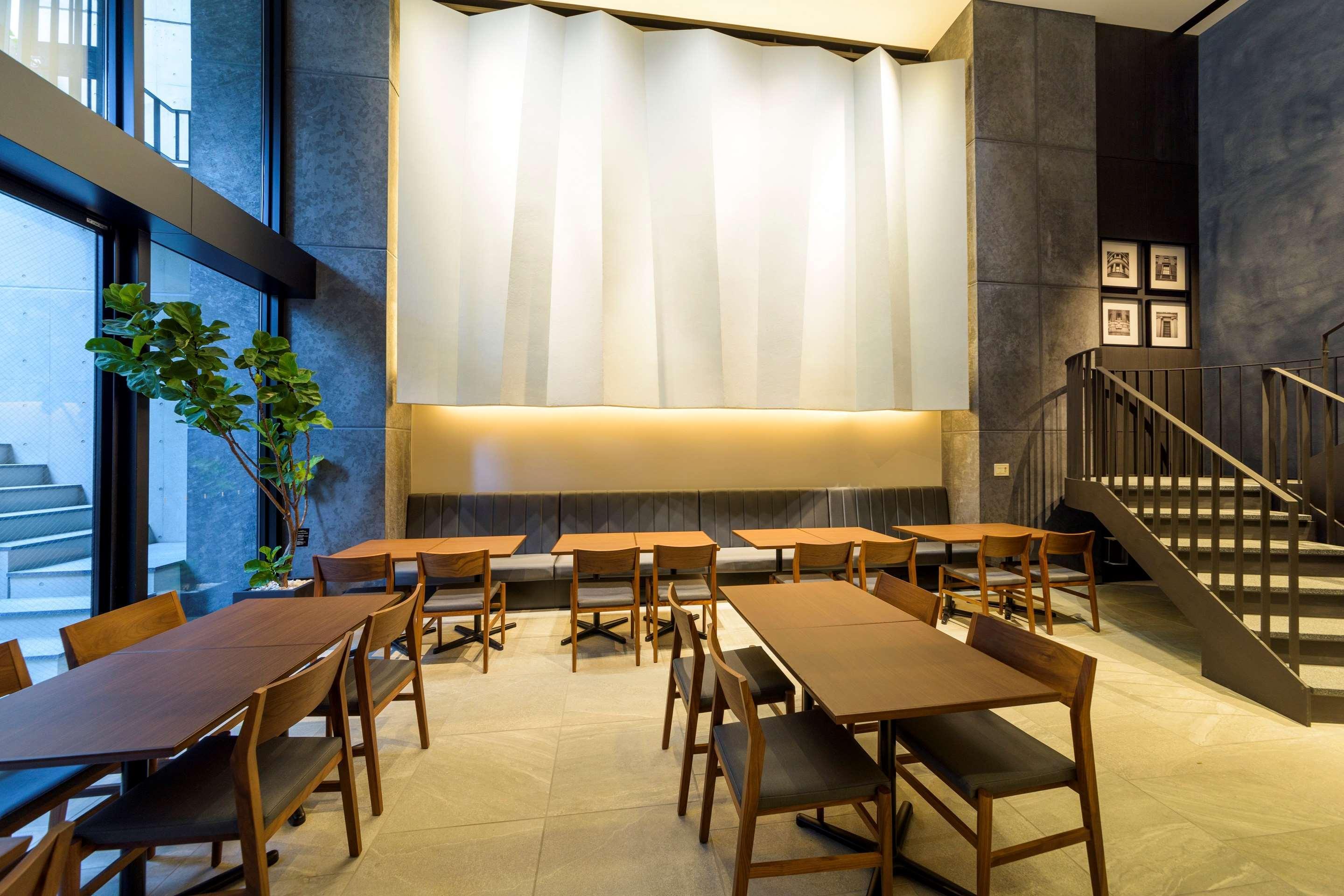 Western Fino Kitahama 4* Ōsaka