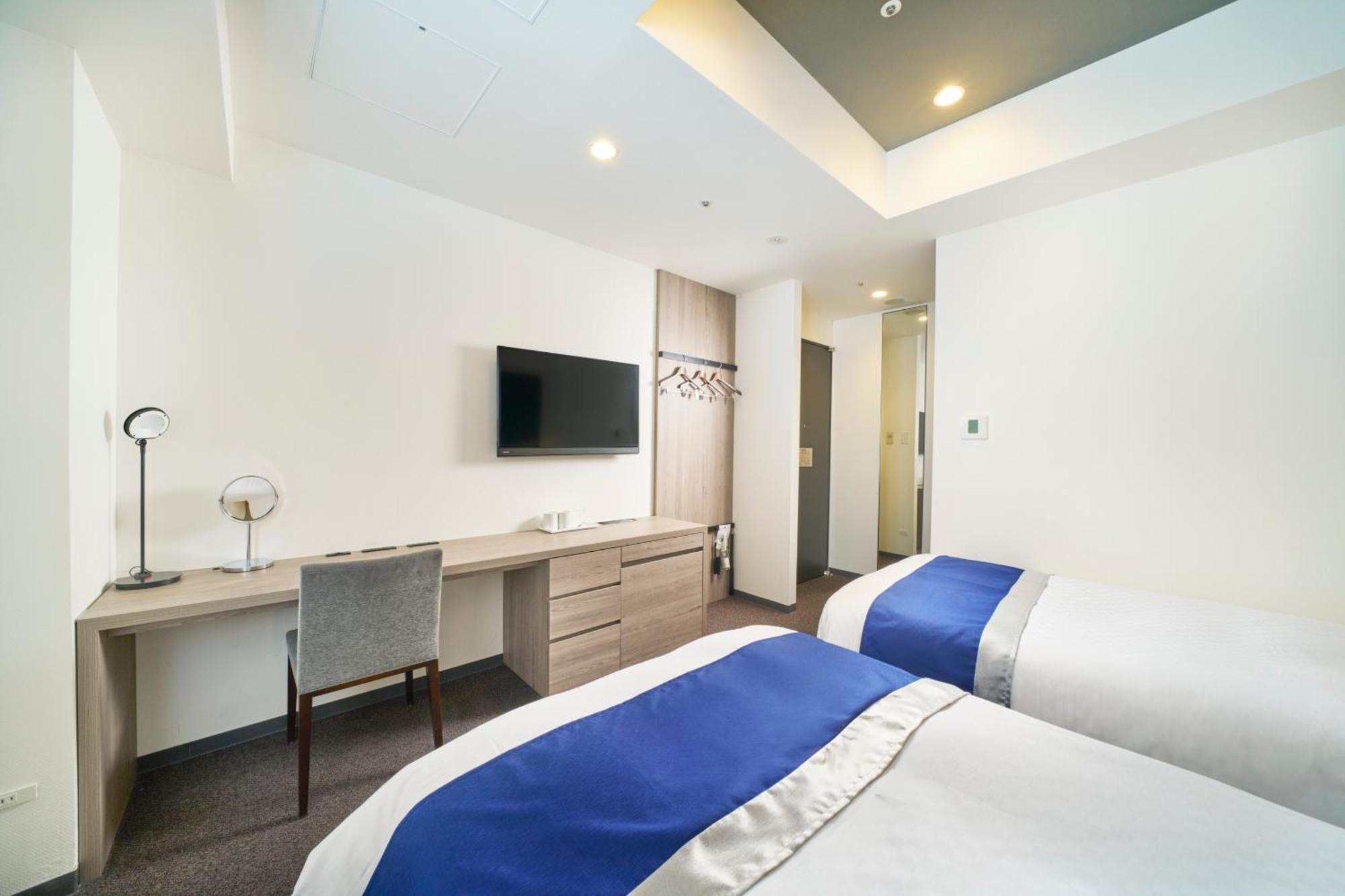 Western Fino Kitahama 4* Ōsaka